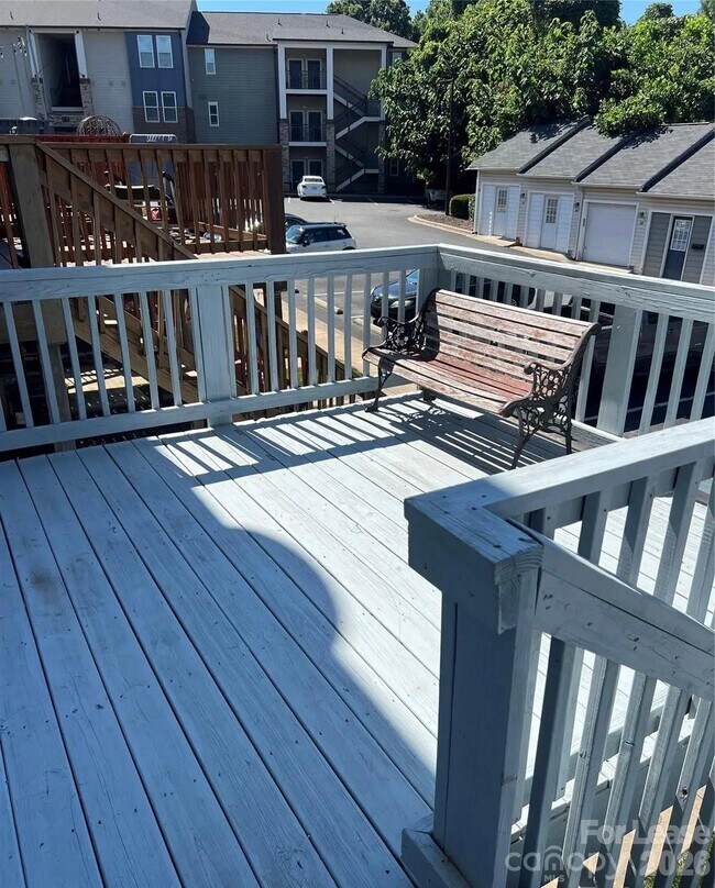 Building Photo - 113 Steam Engine Dr