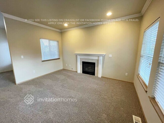 Foto del edificio - 18006 Panorama Blvd E