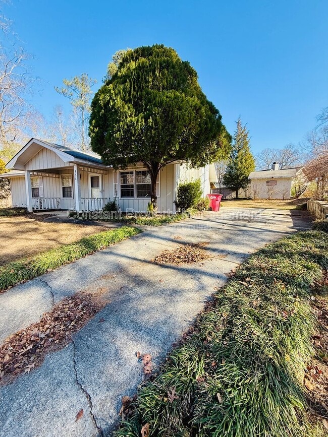 Building Photo - 934 Waluhiyi Trail