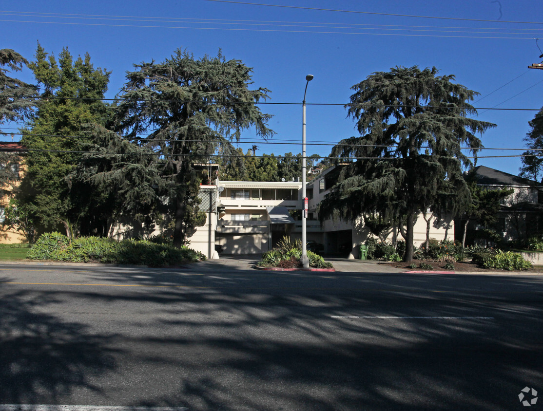 Primary Photo - 4005-4017 Los Feliz Blvd