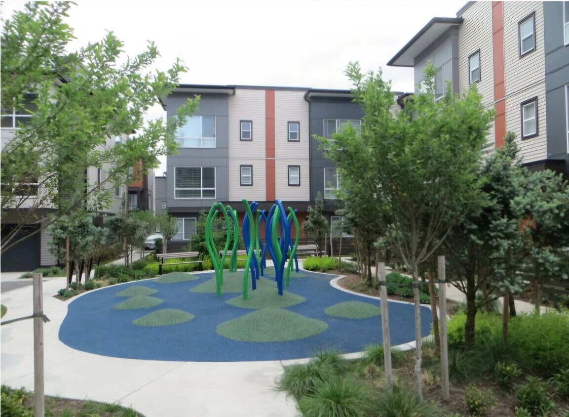 Photo du bâtiment - 7288-7188 188 St