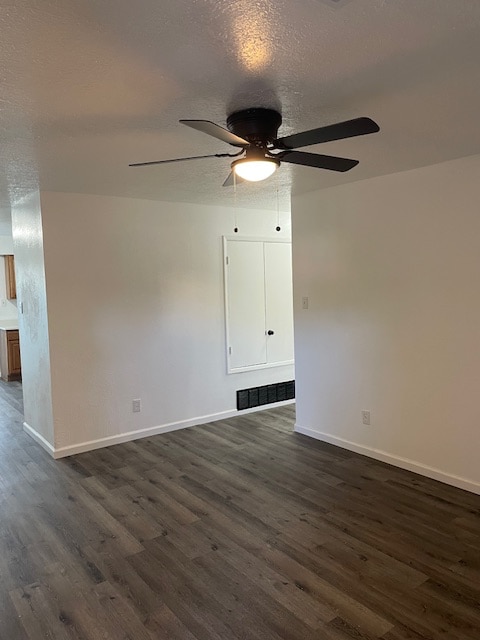 Foto del edificio - 12608 Copper Ave NE