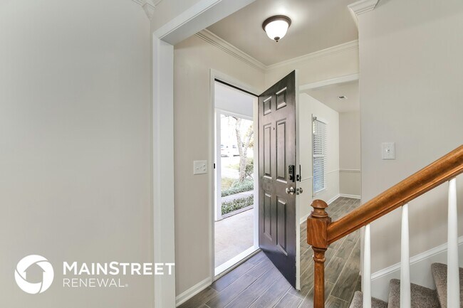 Foto del edificio - 6805 River Hills Dr