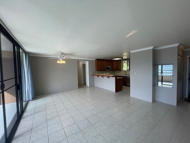 Foto del edificio - Spacious 3 bedroom with amazing views