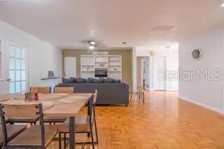 Foto del edificio - 4401 Lenmore St