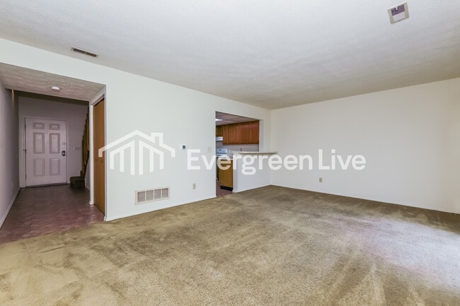 Foto del edificio - 6372 Nightwind Ct