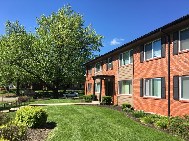 Foto del edificio - Brownstone Apartments