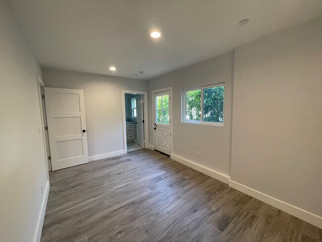 Foto del edificio - 1655 3rd St