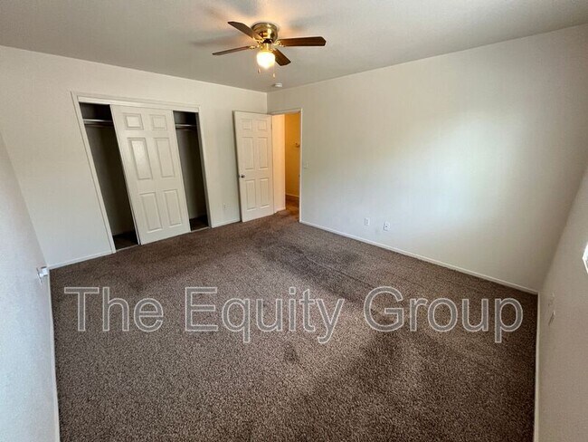 Foto del edificio - 1434 Cottage Pl