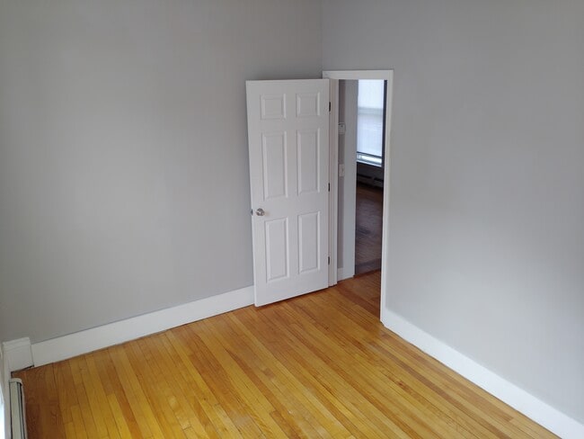 BedroomA2 - 41 Perley St