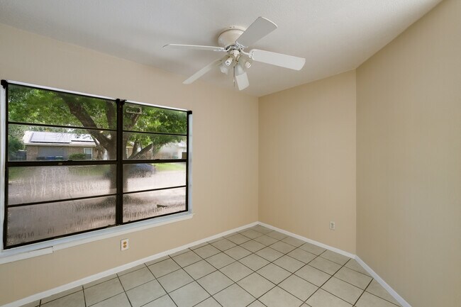 Foto del edificio - 9726 Hidden Cross