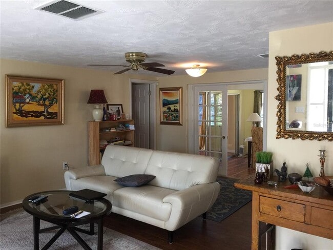 Building Photo - 5701 Elena Dr