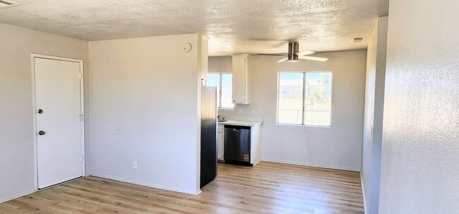 Building Photo - 6474 Camarilla Ave