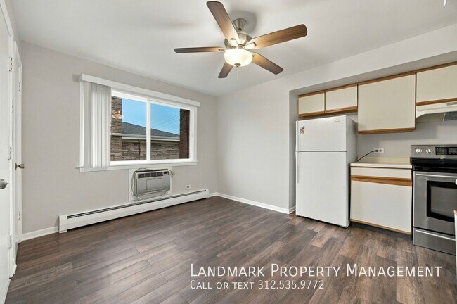 Foto del edificio - 448 Lincoln Ln
