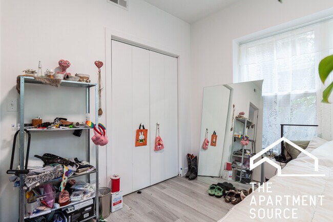 Foto del edificio - 4939 N Saint Louis Ave
