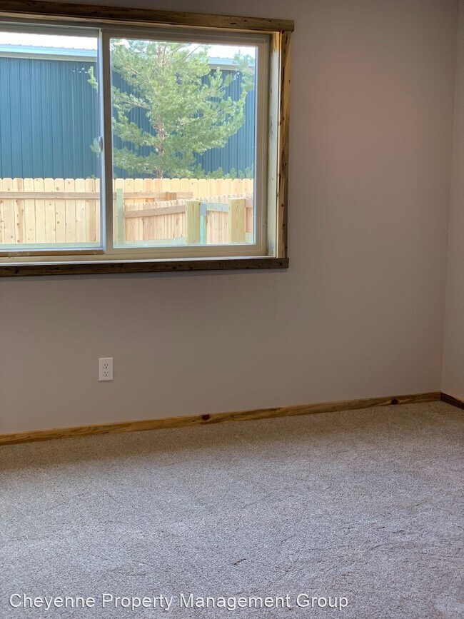 Building Photo - 2 br, 2 bath House - 1317 Bette Ln