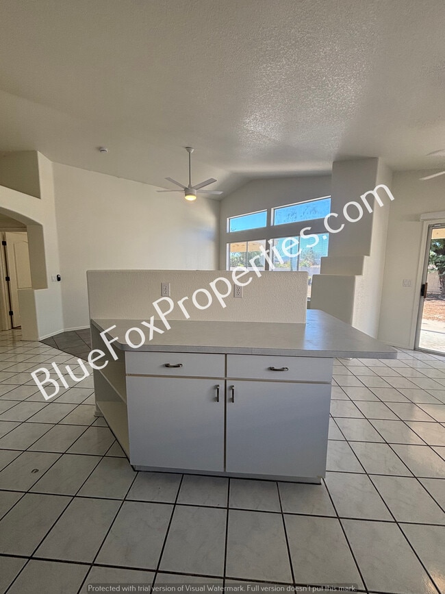 Building Photo - 8587 N Cantora Way