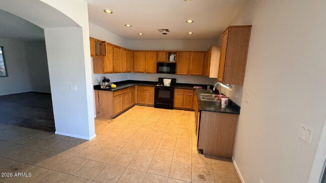 Building Photo - 43531 W Oster Dr