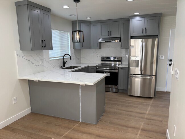Foto del edificio - 11572 Orchid Ave