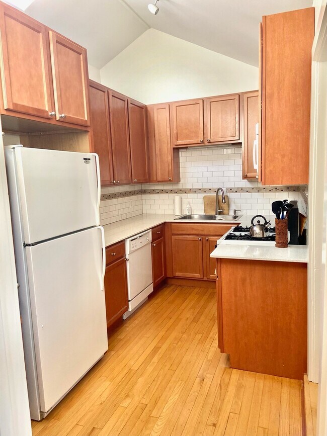 Foto del edificio - 761 Cherry St