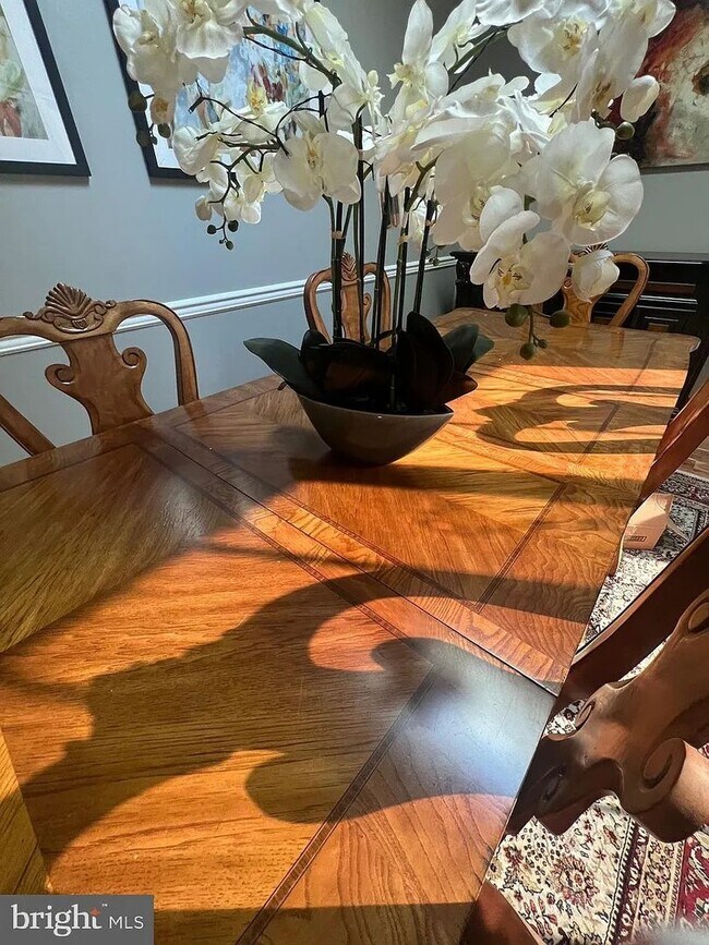 Foto del edificio - Fully Furnished Rental In Bayberry!