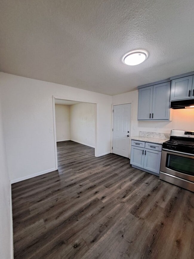 Building Photo - Single Level 3-Bedroom Home in Madera!