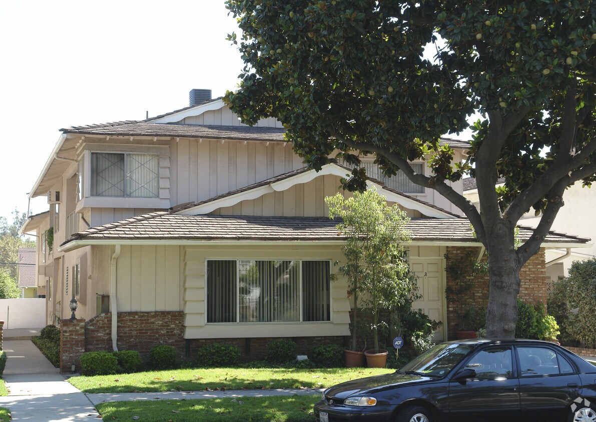 Foto del edificio - 416 N Monterey St