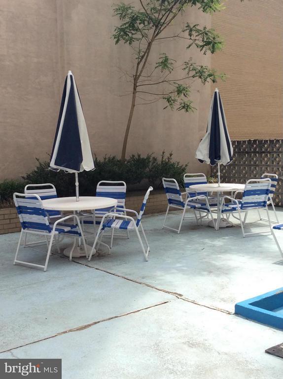 Building Photo - 2030 F St NW