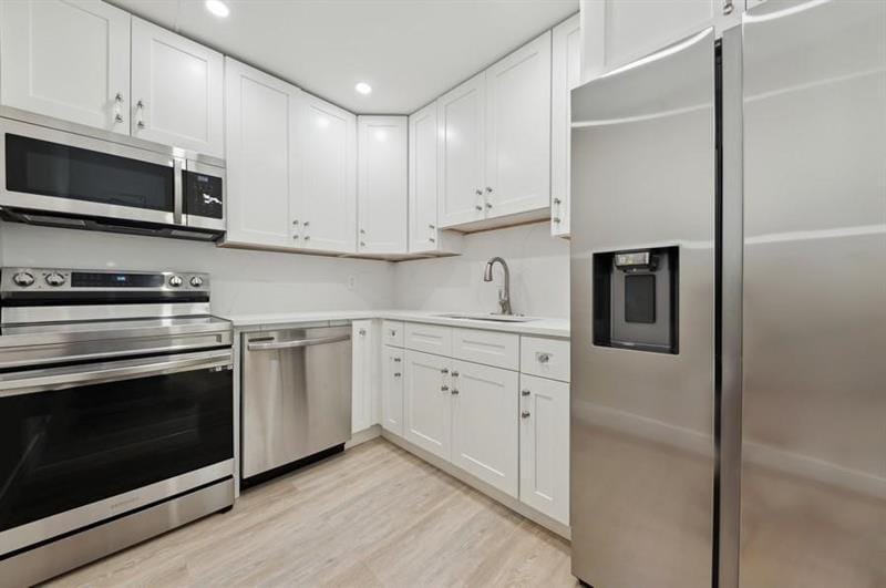 Foto principal - 6491 Bay Club Dr