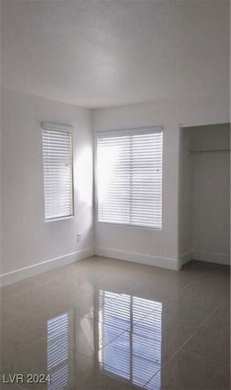 Foto del edificio - 4304 W Lake Mead Blvd