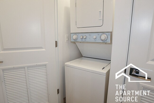 Foto del edificio - 3919 N Janssen Ave