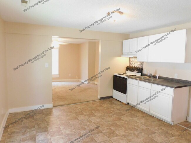 Foto del edificio - 618 Glencoe St