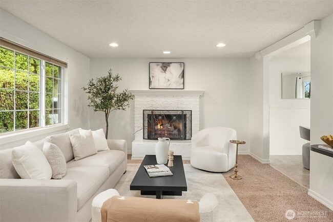 Photo - 17615 Brook Blvd House