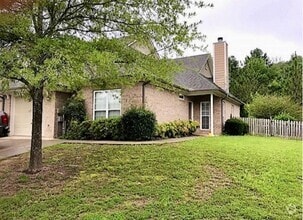 Building Photo - 504 Reach Dr