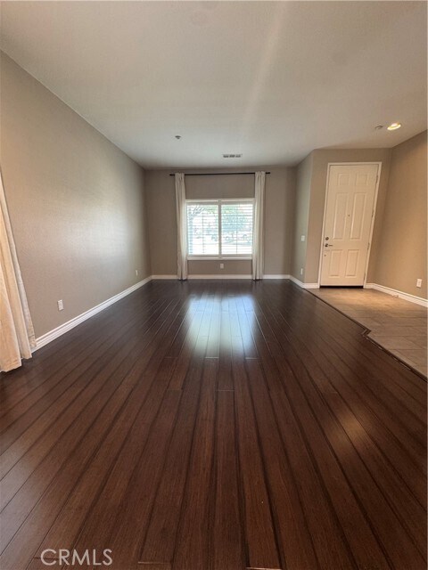 Foto del edificio - 7126 Revere Way
