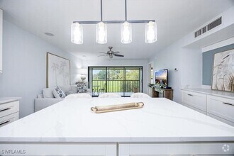 Building Photo - 746 Eagle Creek Dr