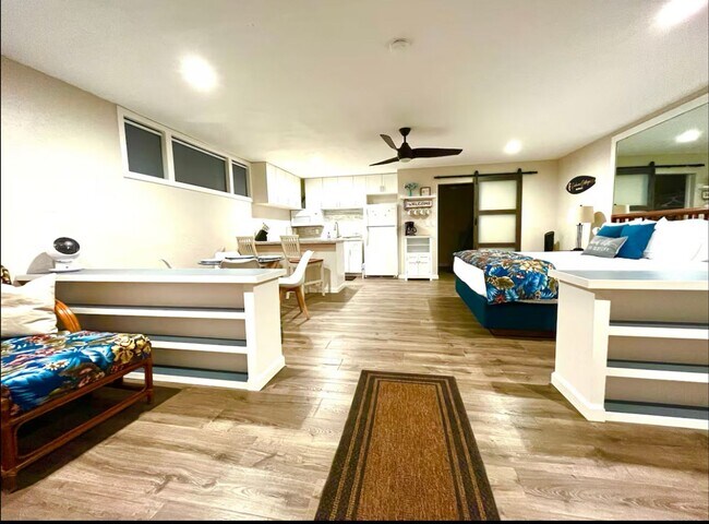 Foto del edificio - One Bedroom / One Bath Condo on Golf Cours...