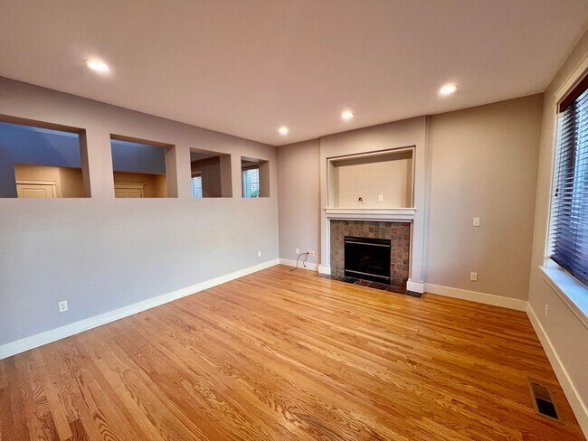 Foto del edificio - Spacious Mukilteo Home