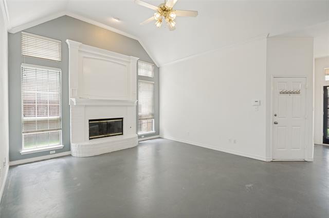 Foto del edificio - 3928 Overlake Dr