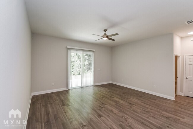 Building Photo - 455 Brentwood Ct