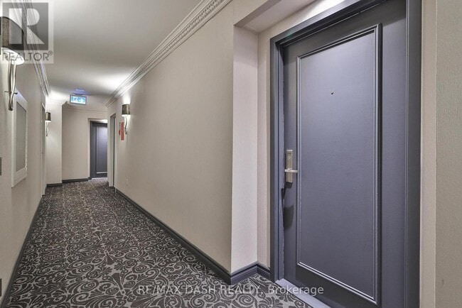 Building Photo - 71-2071 Simcoe St