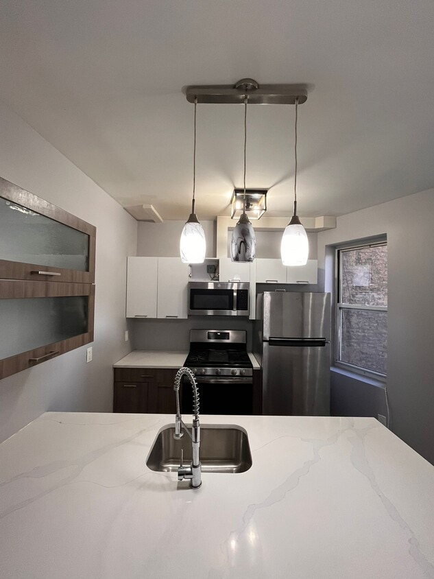 Foto principal - 271 Hancock Ave