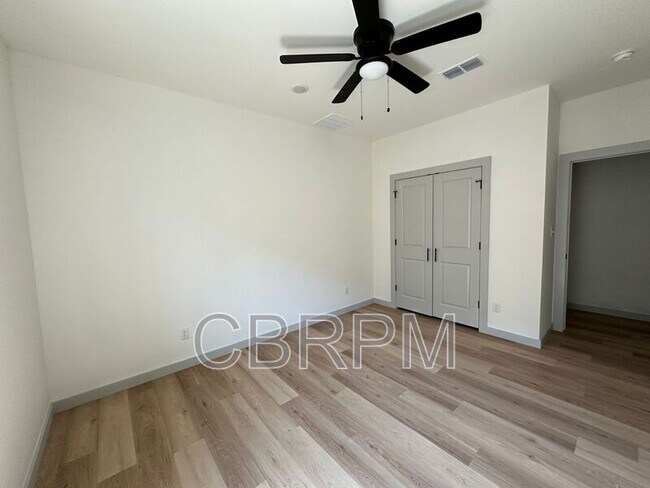 Foto del edificio - 2113 20th St