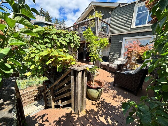 Foto del edificio - 4Bd/2.75Ba Seattle Home