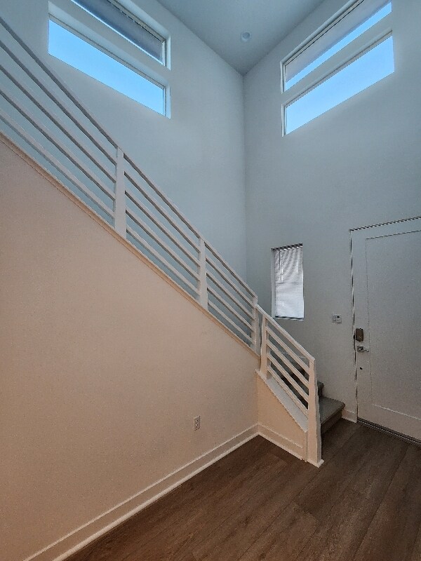 Foto del edificio - 74174 Storke Dr