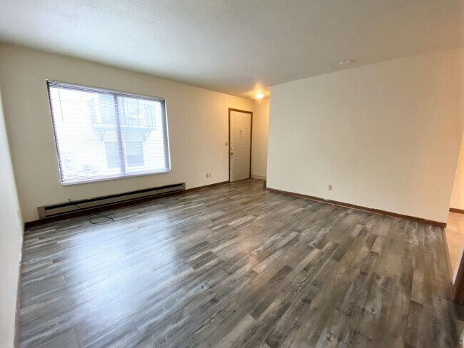 Living Area - 421 12th St N