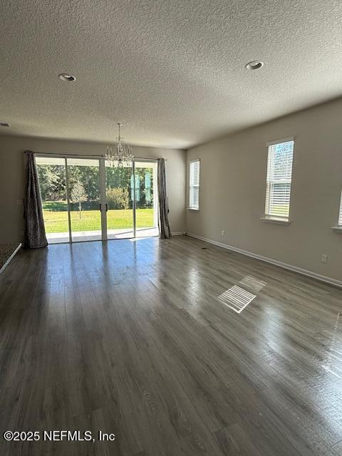 Foto del edificio - 4634 Pine Ridge Pkwy