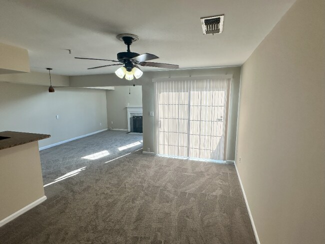 Foto del edificio - 13816 King Frederick Way