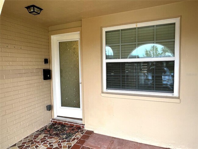 Foto del edificio - 4211 Stratford Dr