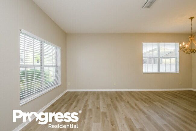 Building Photo - 9011 40th Ct E